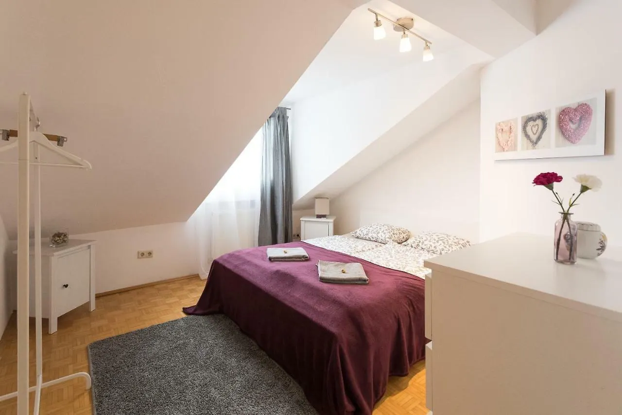Lovely Two Level Apartment For Families Wien Österreich