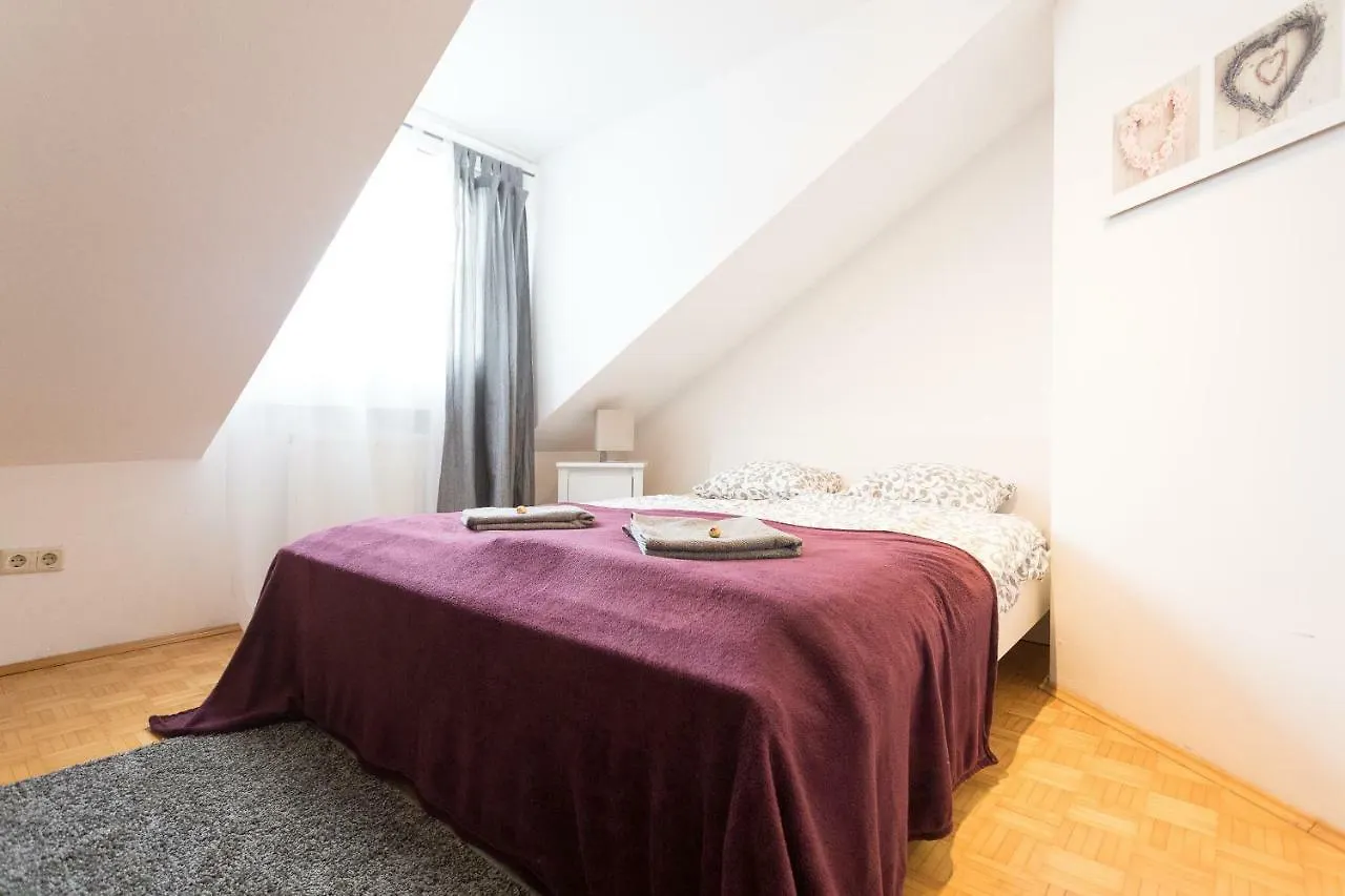 Lovely Two Level Apartment For Families Wien Österreich