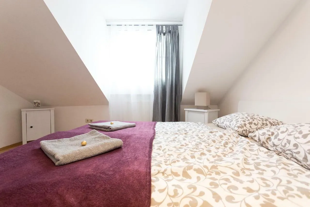 Lovely Two Level Apartment For Families Vienna 0*,